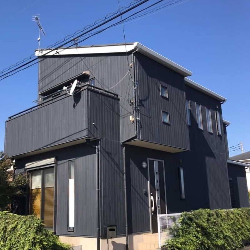 屋根カバー工法／外壁塗装施工前